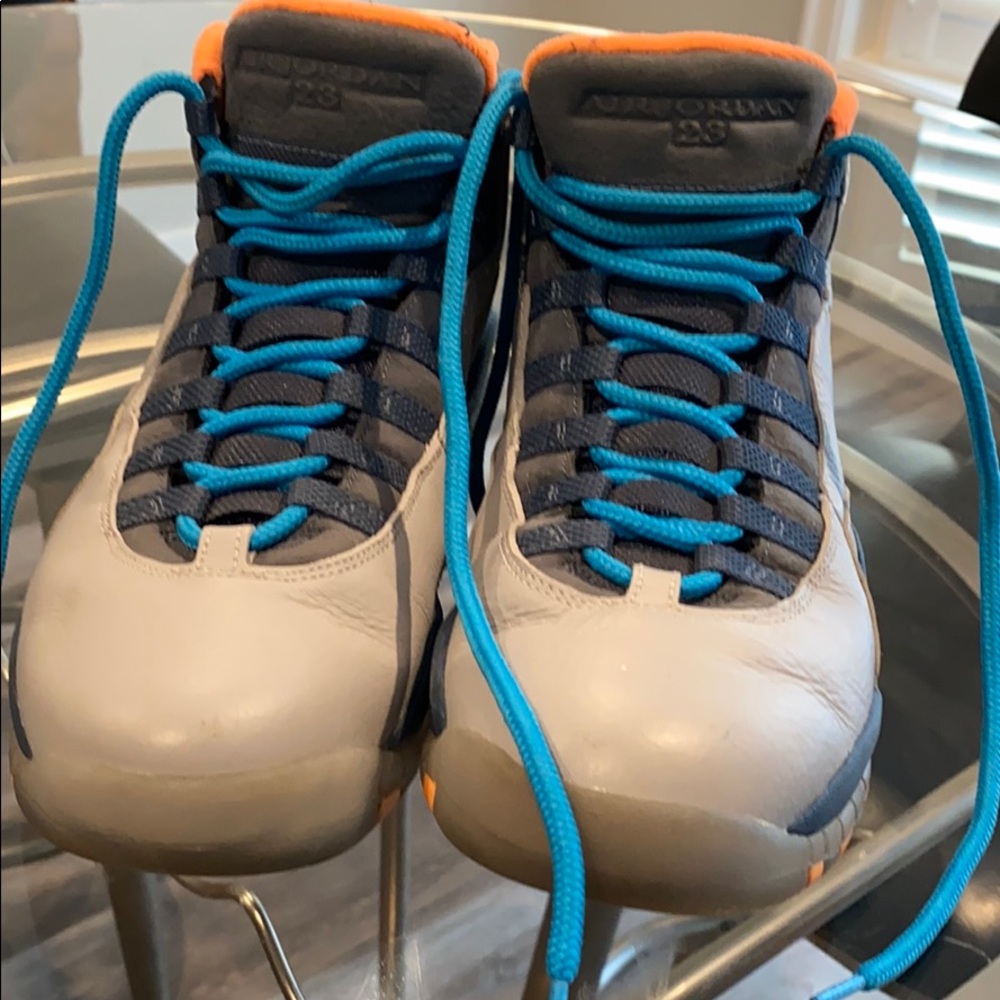 Bobcat 10s